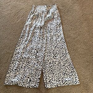 Animal print pant